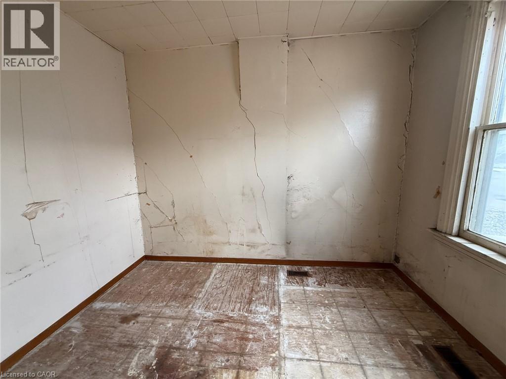 118 Cathcart Street, Hamilton, Ontario  L8L 5A2 - Photo 6 - 40813676