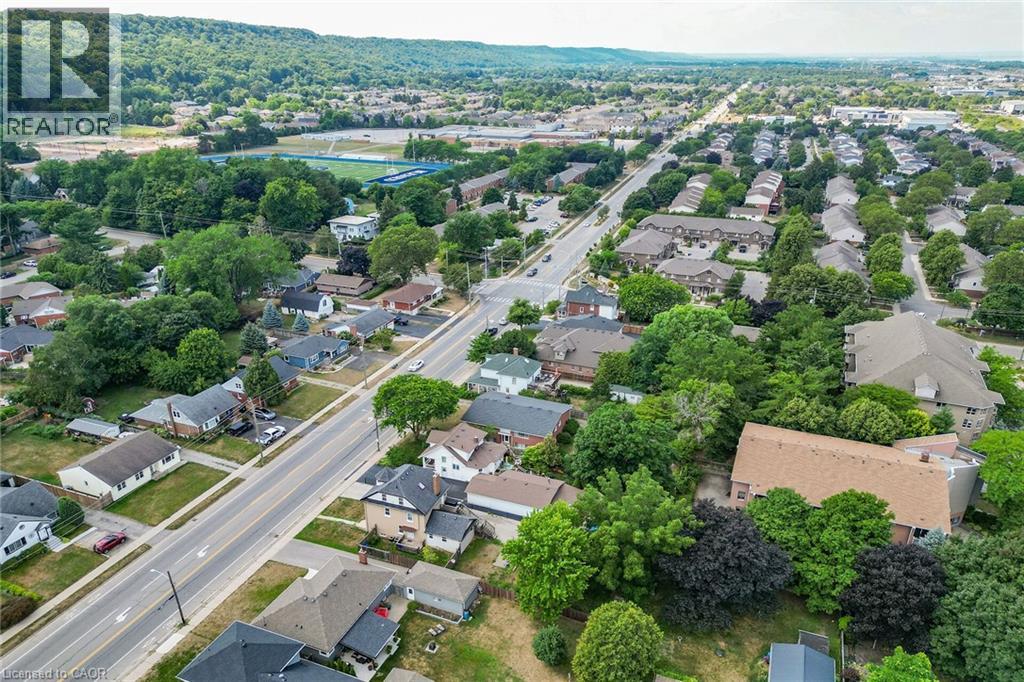 110 Livingston Avenue, Grimsby, Ontario  L3M 1L6 - Photo 38 - 40806575