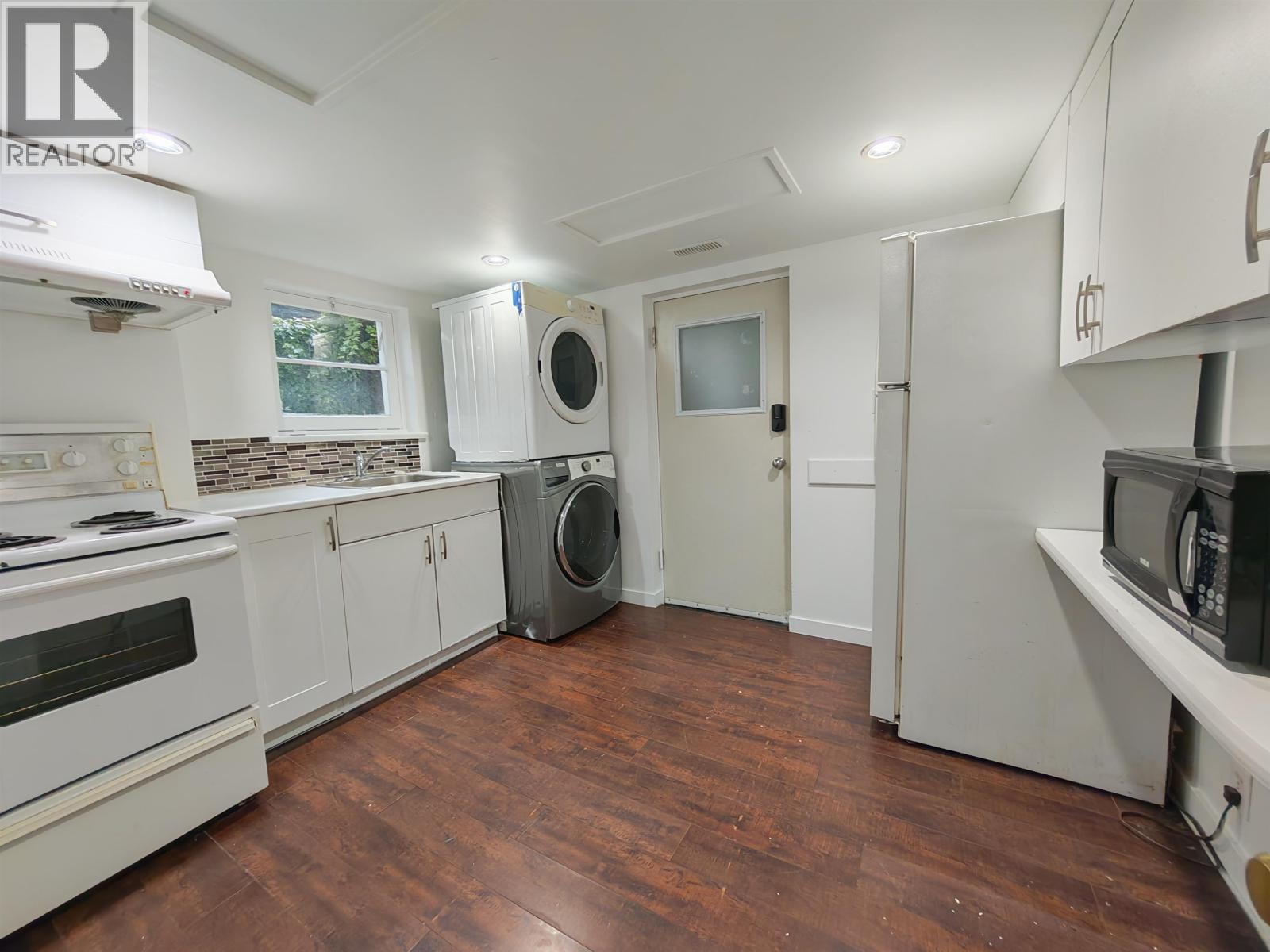 929 Sixth Street, New Westminster, British Columbia  V3L 3C8 - Photo 12 - R3087340