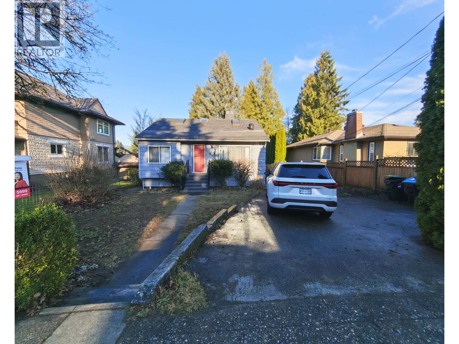 929 Sixth Street, New Westminster, British Columbia  V3L 3C8 - Photo 2 - R3087340