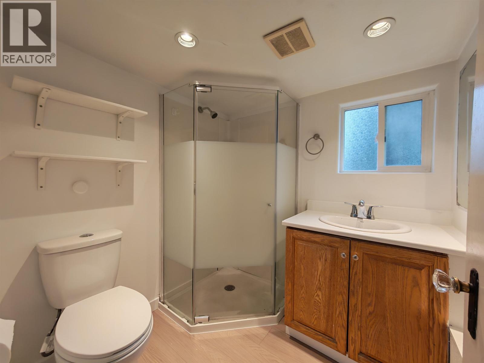 929 Sixth Street, New Westminster, British Columbia  V3L 3C8 - Photo 10 - R3087340