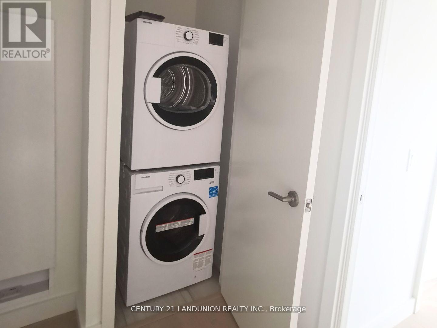 81 Wellesley Street E, Toronto, Ontario  M4Y 0C5 - Photo 12 - C12901892