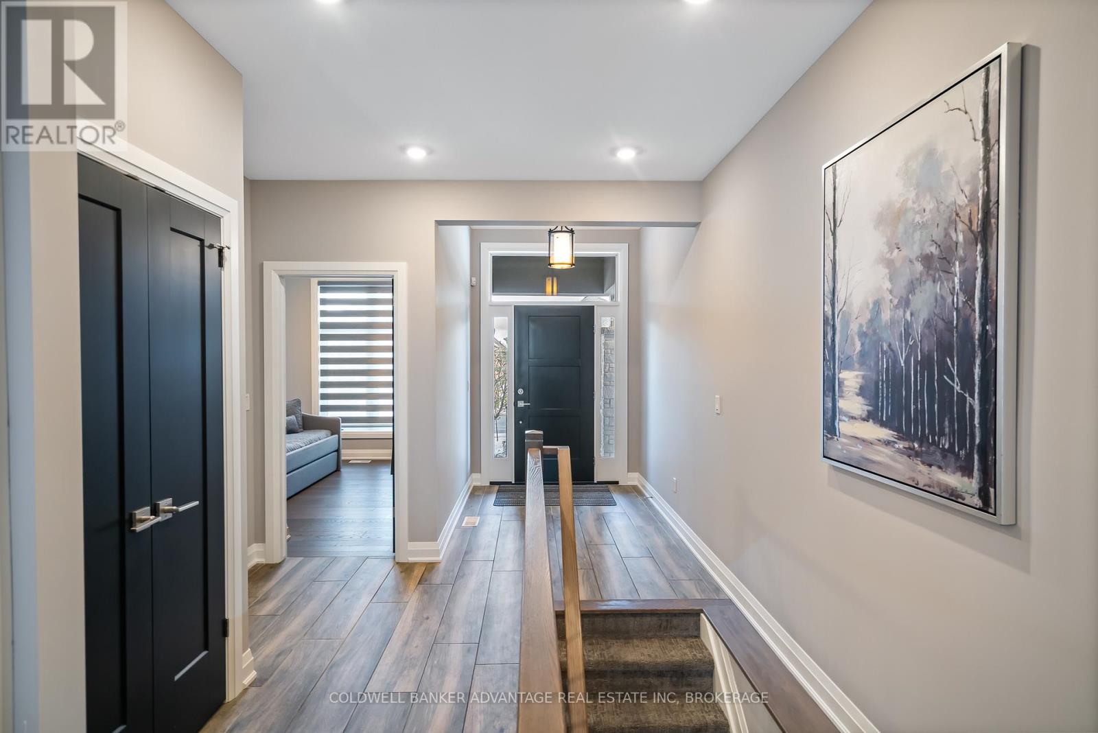 40 Carrick Trail, Welland, Ontario  L3C 0E7 - Photo 4 - X12901880