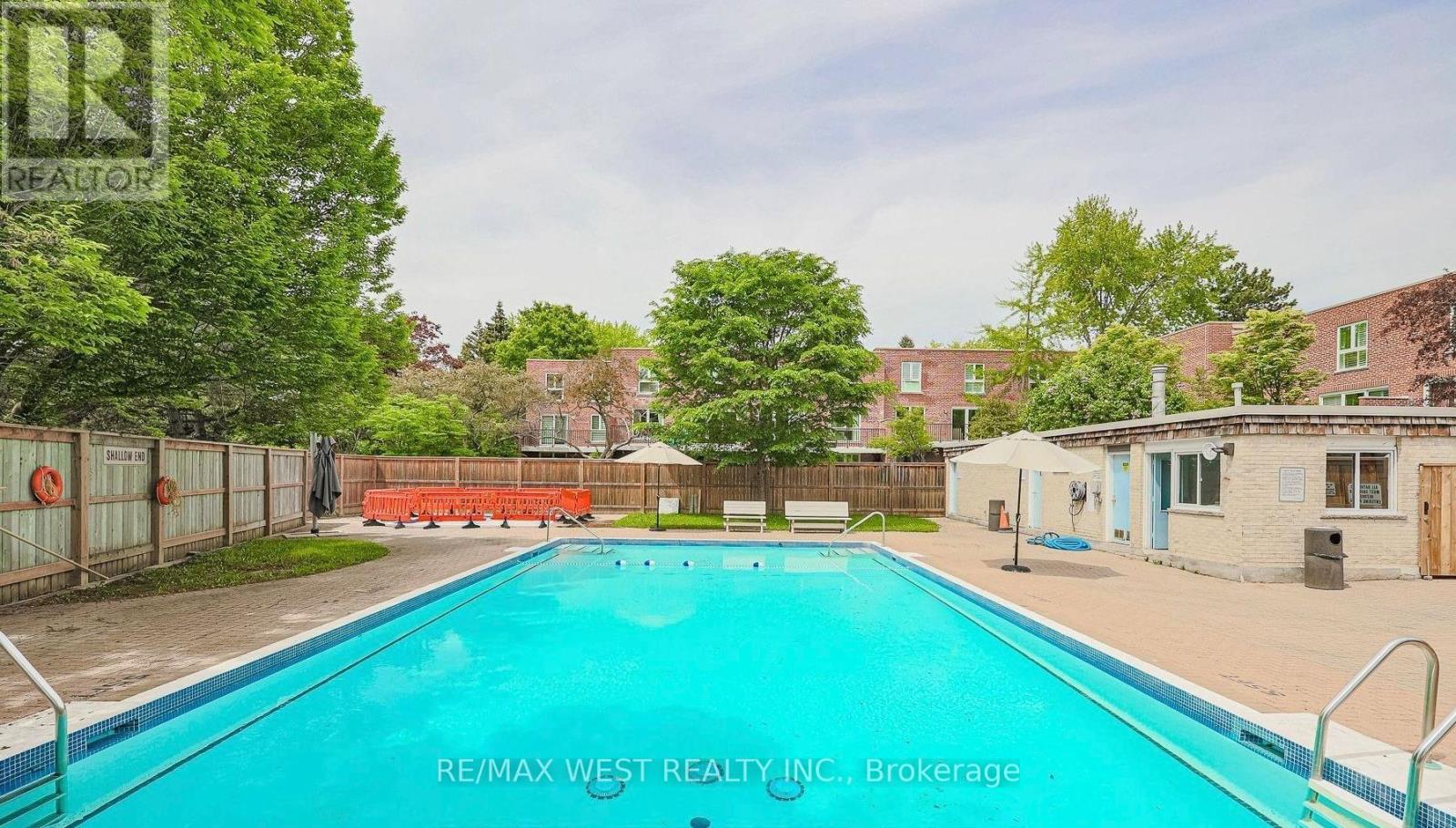 25 PROUDBANK MILLWAY, Toronto, Ontario