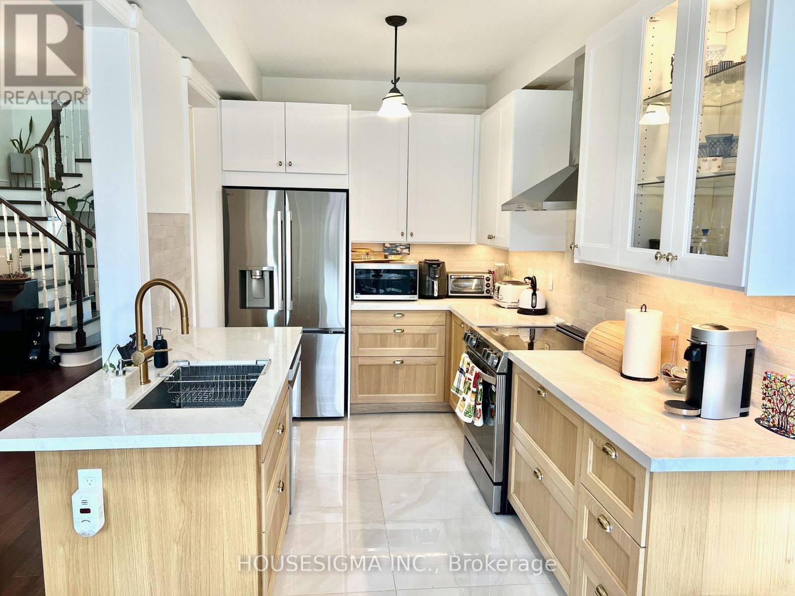 123 Wildberry Crescent, Vaughan, Ontario  L4H 2C4 - Photo 4 - N12901884