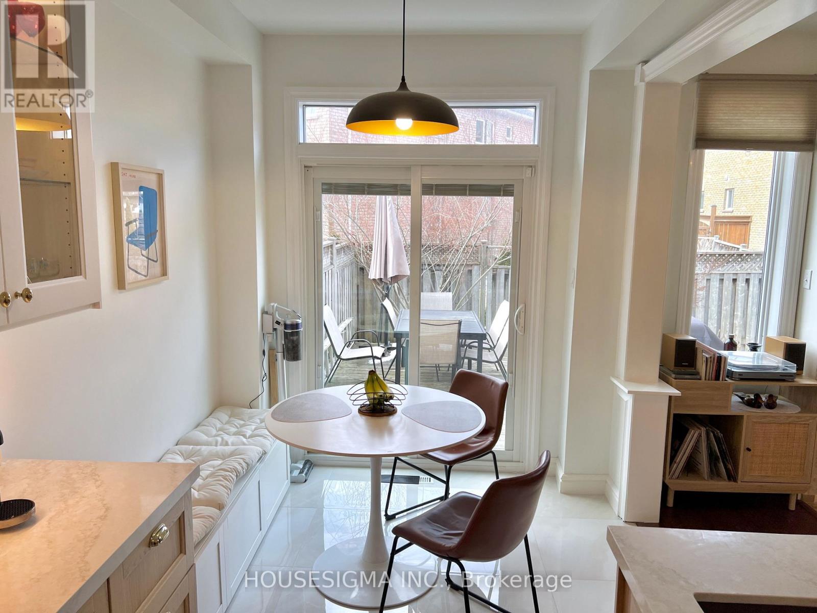 123 Wildberry Crescent, Vaughan, Ontario  L4H 2C4 - Photo 8 - N12901884