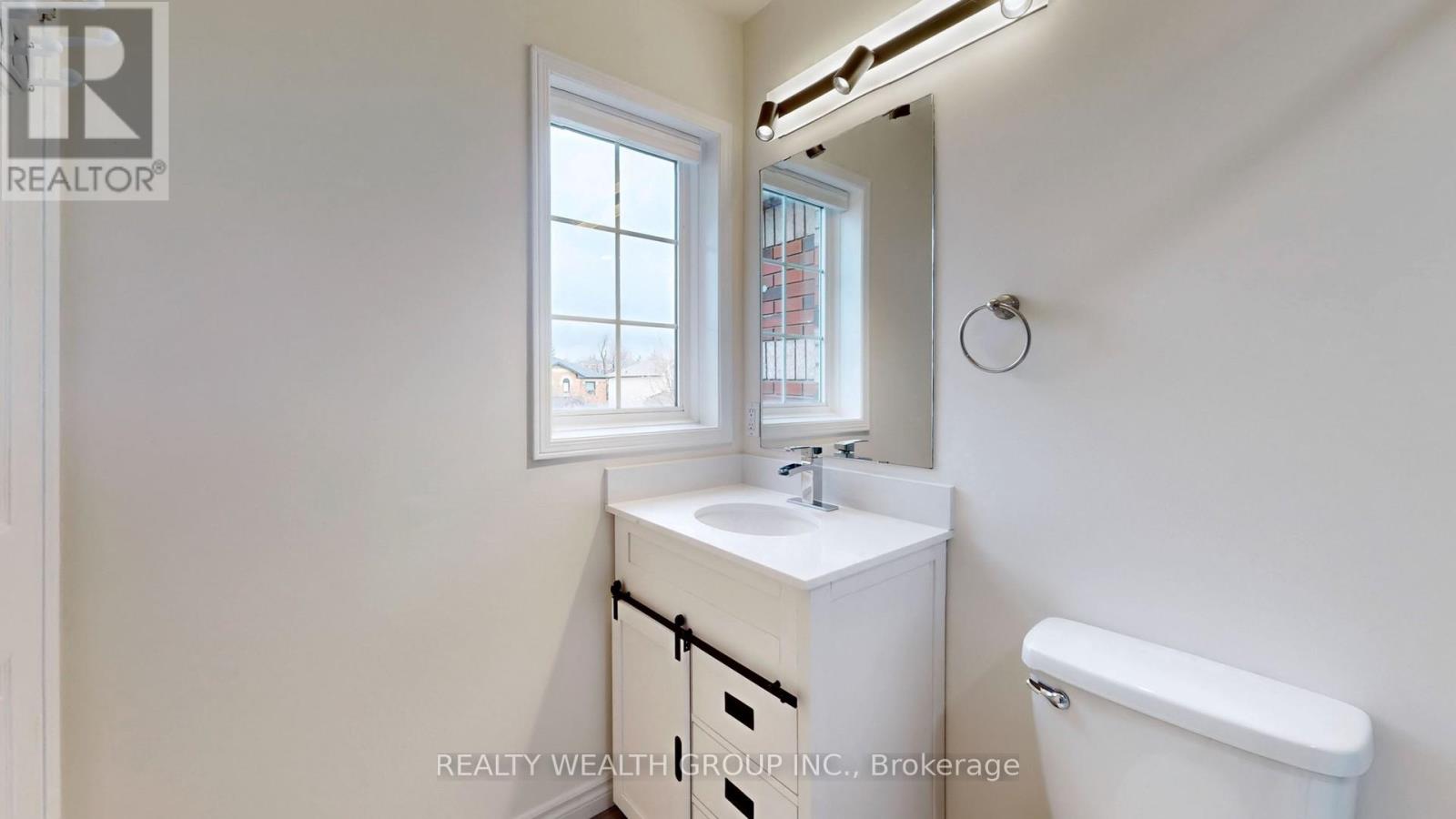 Upper - 7 Gadwall Avenue, Barrie (Painswick South), Ontario  L4N 8X6 - Photo 24 - S12901896