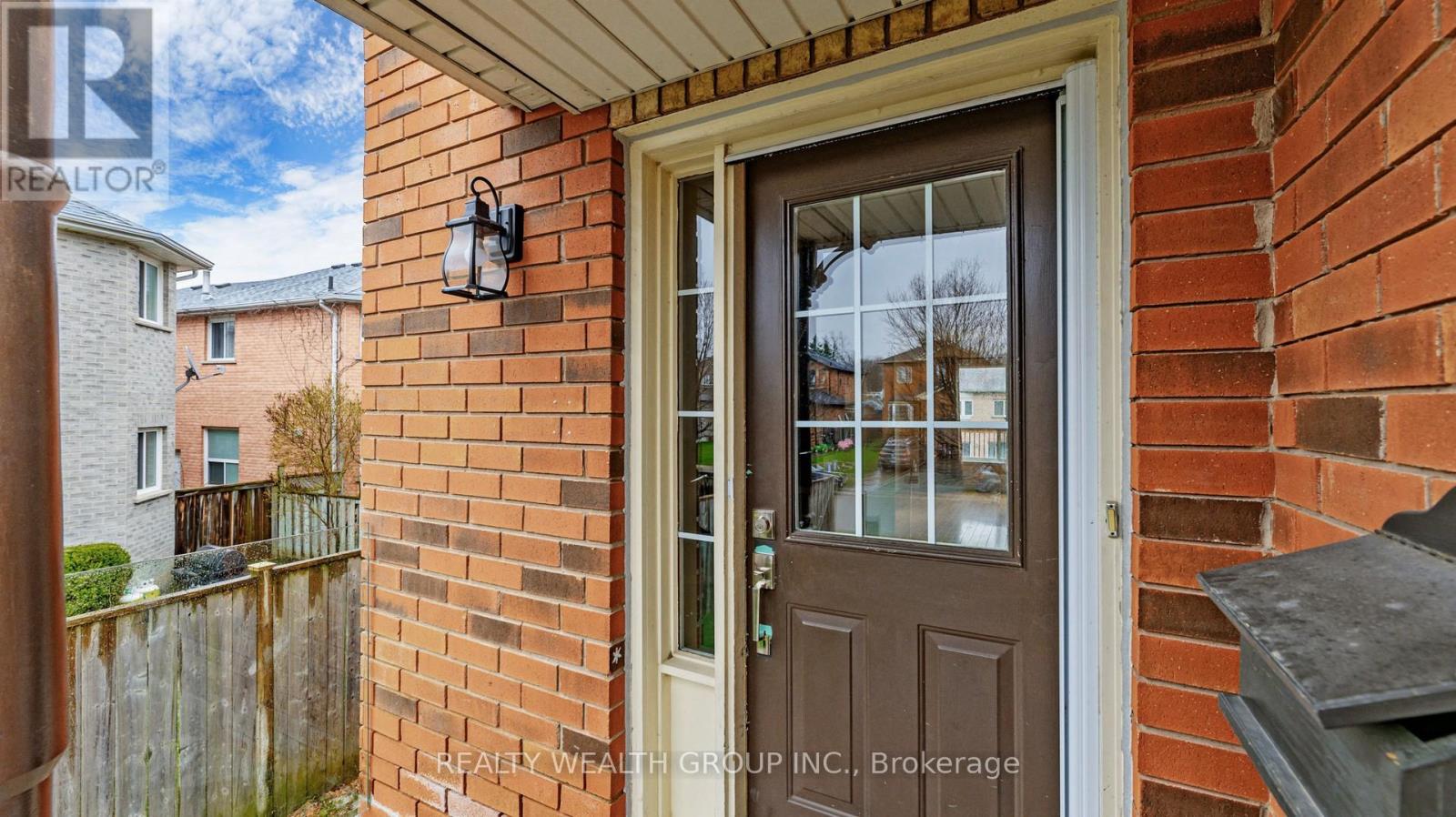 Upper - 7 Gadwall Avenue, Barrie (Painswick South), Ontario  L4N 8X6 - Photo 4 - S12901896