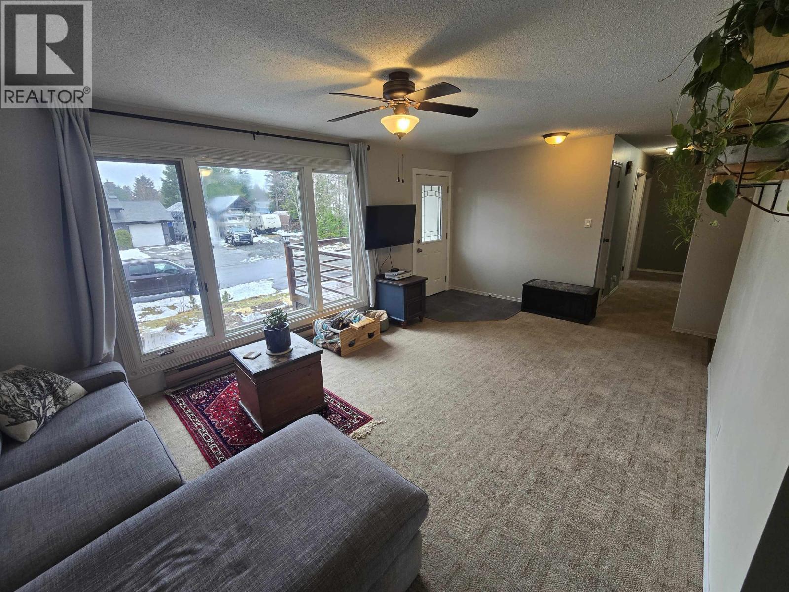 3666 Hawthorne Avenue, Terrace, British Columbia  V8G 5E2 - Photo 4 - R3101776