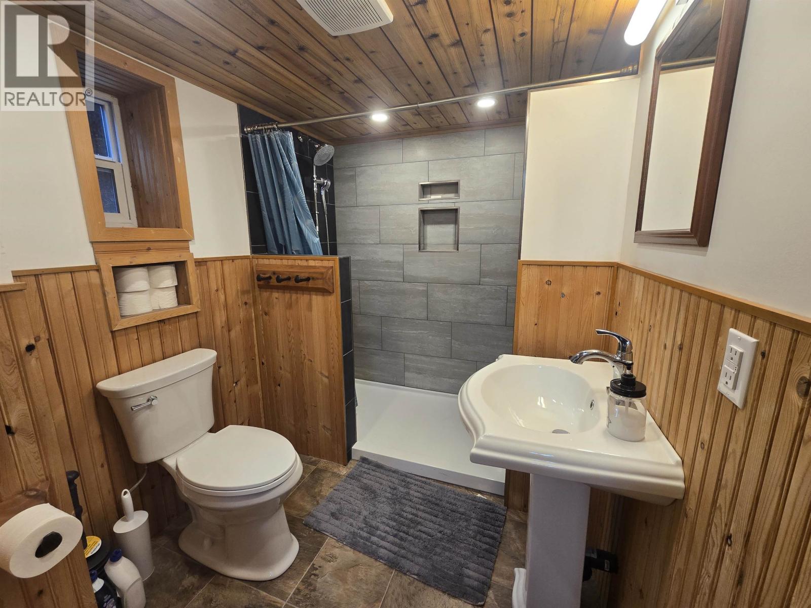 3666 Hawthorne Avenue, Terrace, British Columbia  V8G 5E2 - Photo 18 - R3101776