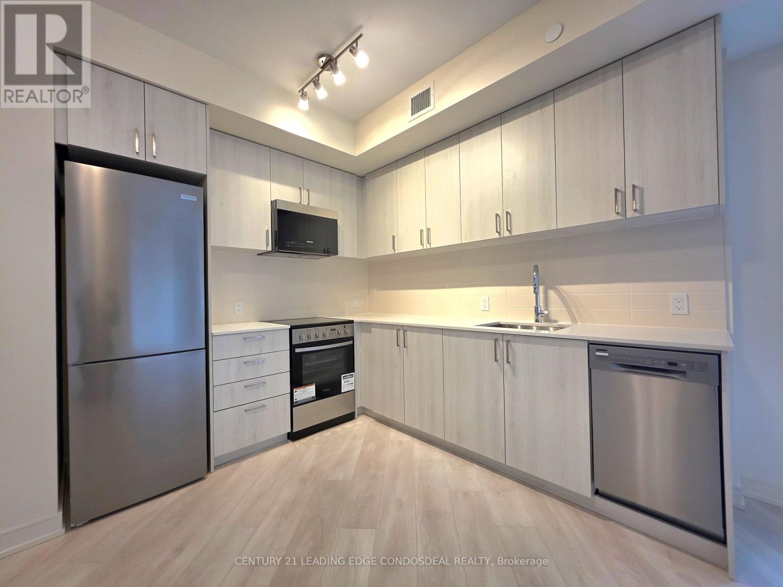 1004 - 8020 Derry Road, Milton (Co Coates), Ontario  L9T 9N7 - Photo 4 - W12901904