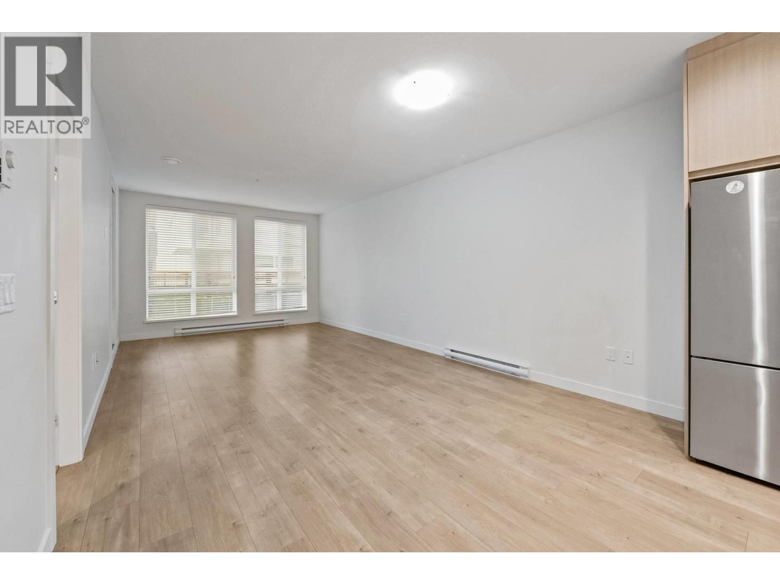 203 707 Como Lake Avenue, Coquitlam, British Columbia  V3J 0J5 - Photo 5 - R3099967