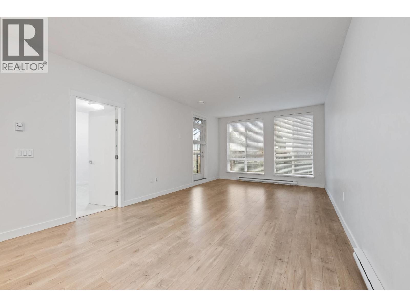 203 707 Como Lake Avenue, Coquitlam, British Columbia  V3J 0J5 - Photo 6 - R3099967