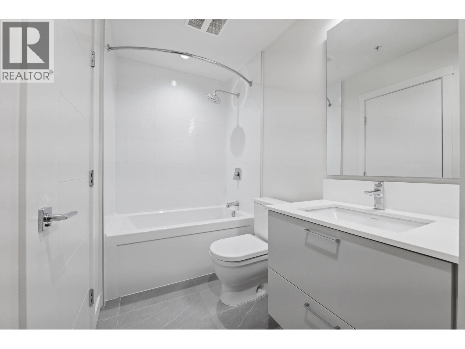 203 707 Como Lake Avenue, Coquitlam, British Columbia  V3J 0J5 - Photo 13 - R3099967