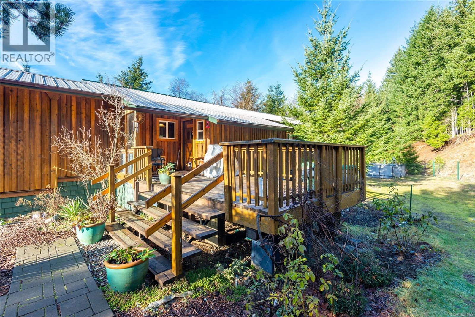 360 Cape Mudge Rd, Quadra Island, British Columbia  V0P 1H0 - Photo 20 - 1024966