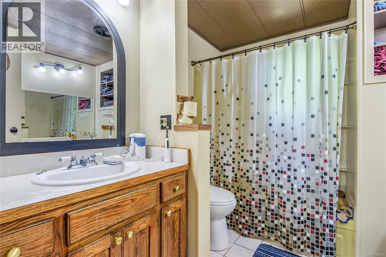 360 Cape Mudge Rd, Quadra Island, British Columbia  V0P 1H0 - Photo 11 - 1024966