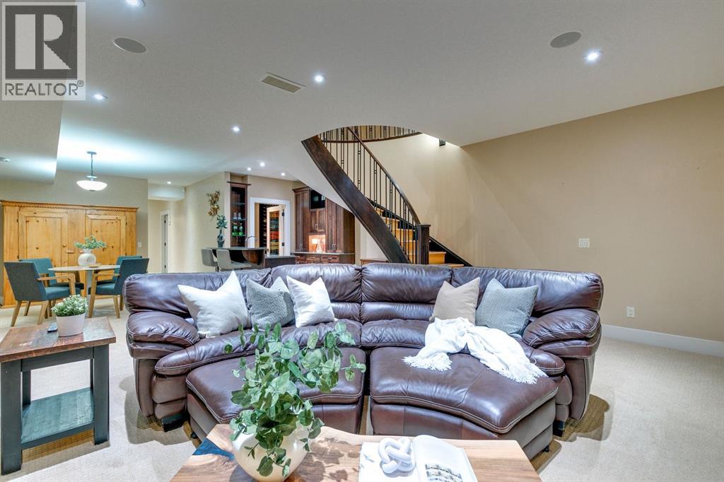 1727 Bowness Road NW, Calgary, Alberta  T2N 3K3 - Photo 40 - A2285260