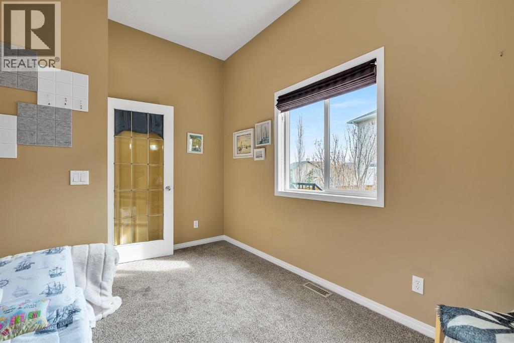 151 Hawkmere View, Chestermere, Alberta  T1X 1T8 - Photo 21 - A2291921