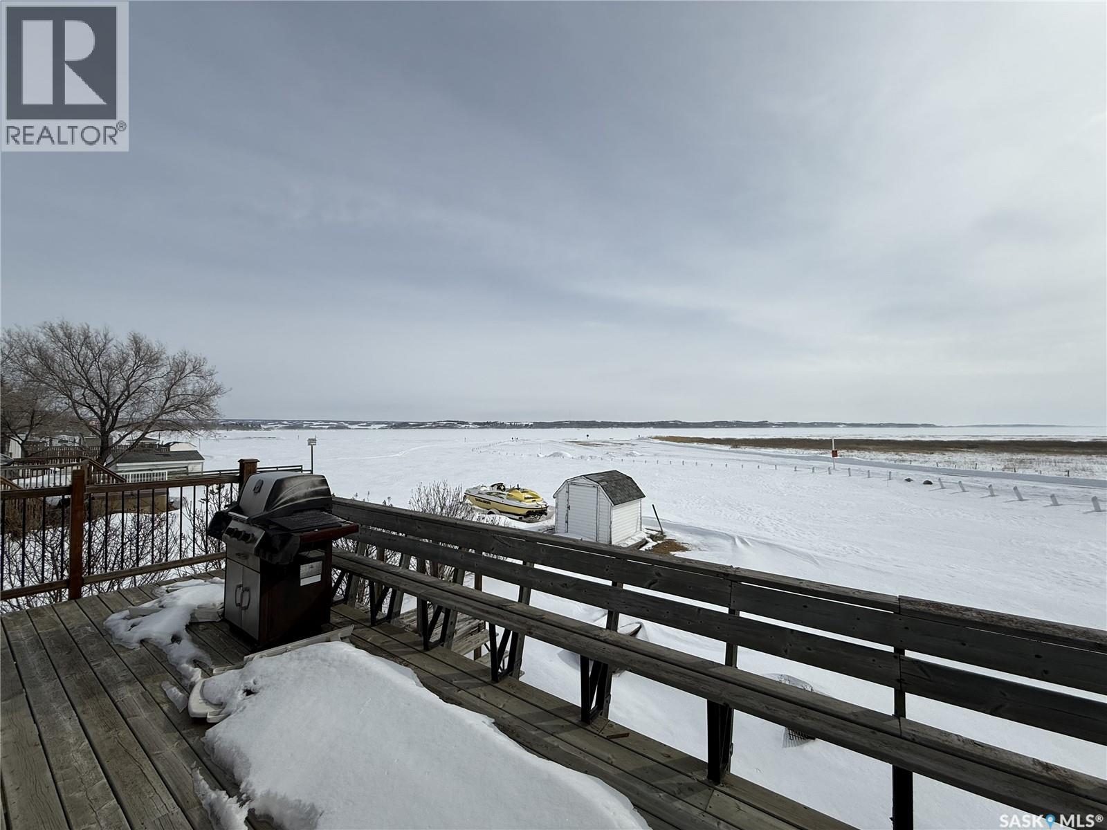 722 Aqualane Avenue, Aquadeo, Saskatchewan  S0M 1E0 - Photo 2 - SK030867