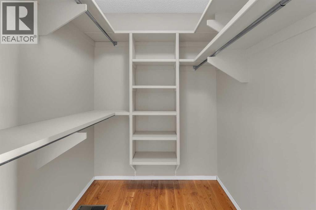 812 Shawnee Drive Sw, Calgary, Alberta  T2Y 1W8 - Photo 24 - A2290265