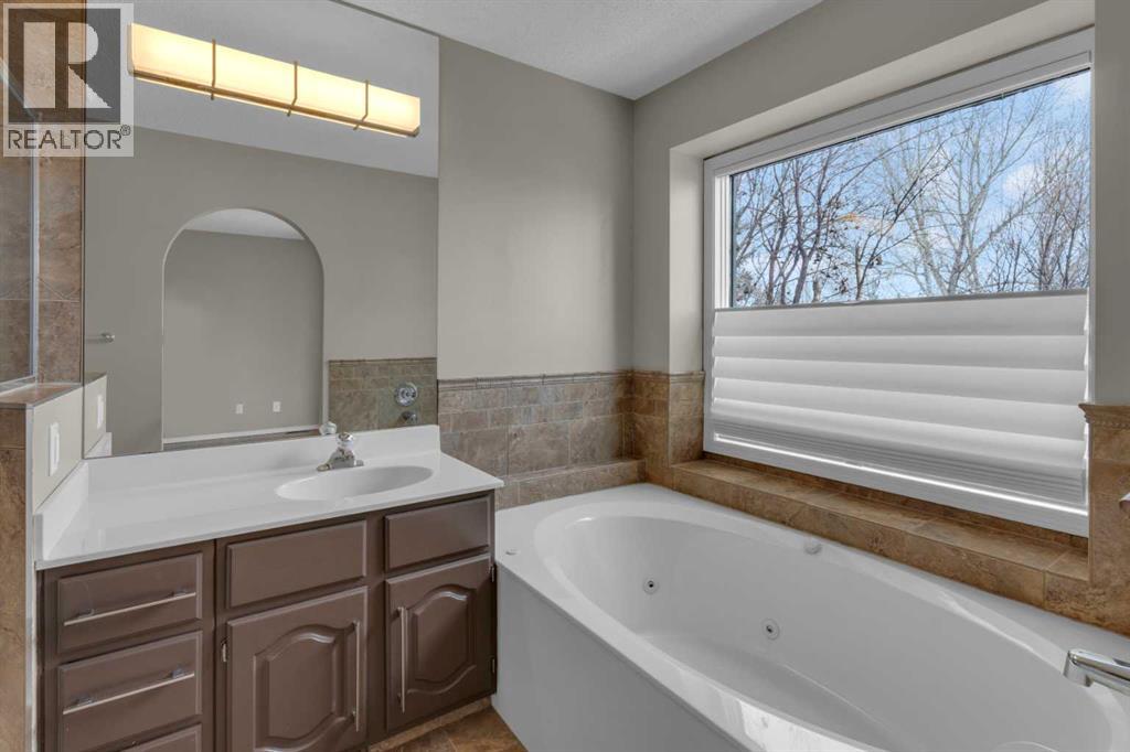 812 Shawnee Drive Sw, Calgary, Alberta  T2Y 1W8 - Photo 23 - A2290265