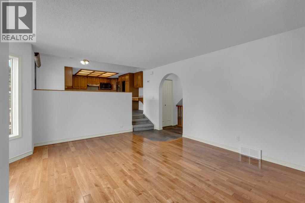 812 Shawnee Drive Sw, Calgary, Alberta  T2Y 1W8 - Photo 15 - A2290265