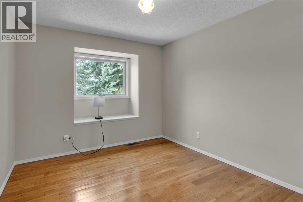 812 Shawnee Drive Sw, Calgary, Alberta  T2Y 1W8 - Photo 25 - A2290265