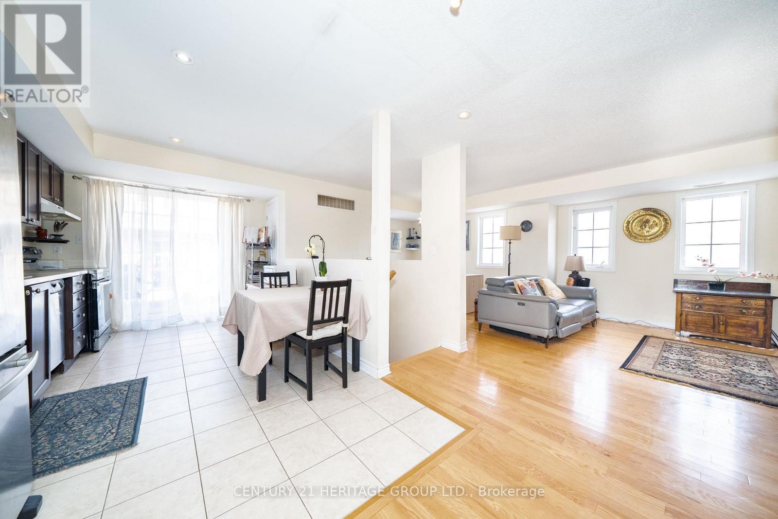 301 - 64 Sidney Belsey Crescent, Toronto (Weston), Ontario  M6M 5J4 - Photo 8 - W12899774