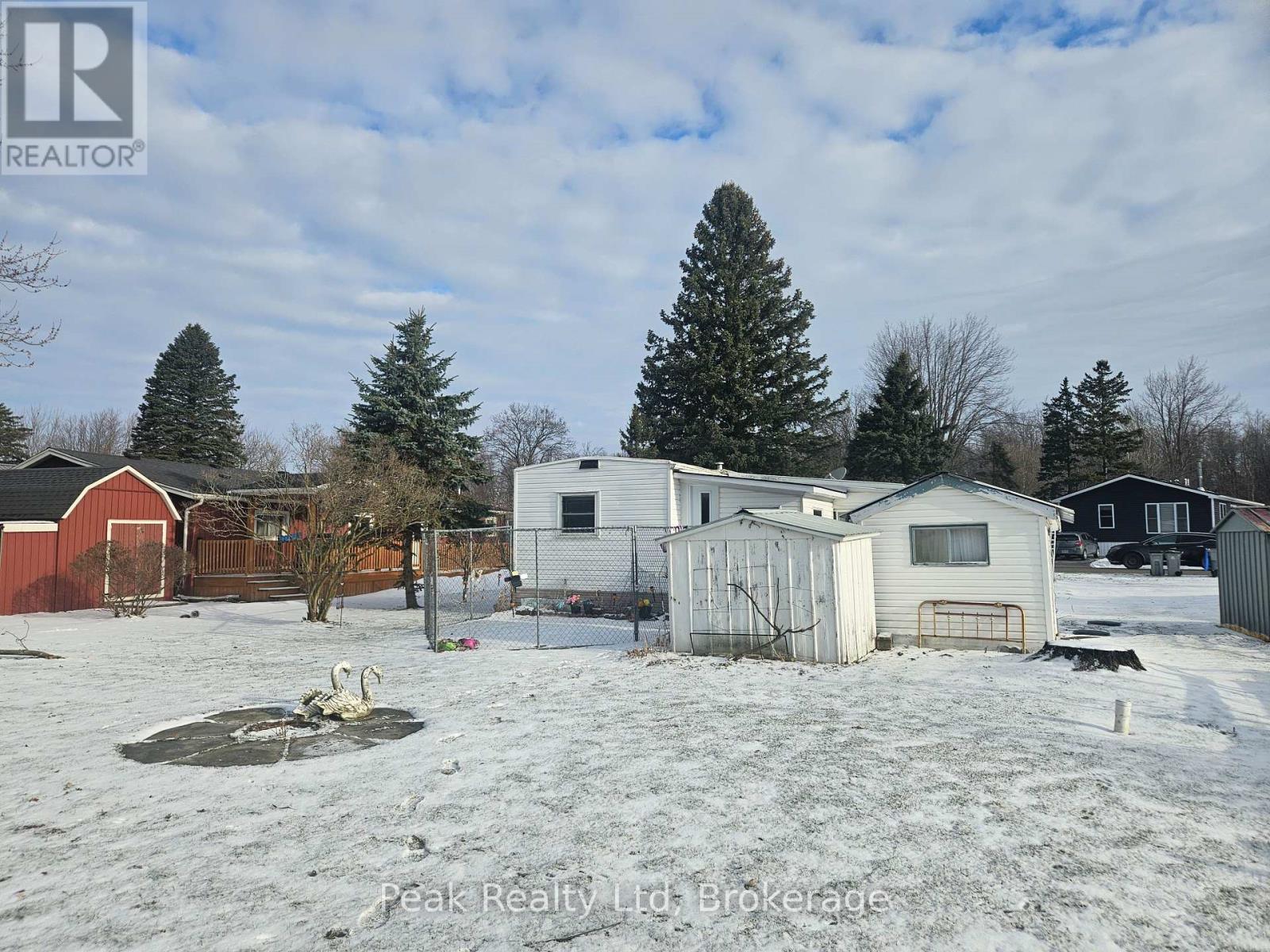 172 Birch Street, Perth East (Crystal Lake), Ontario  N5A 6S6 - Photo 2 - X12901930