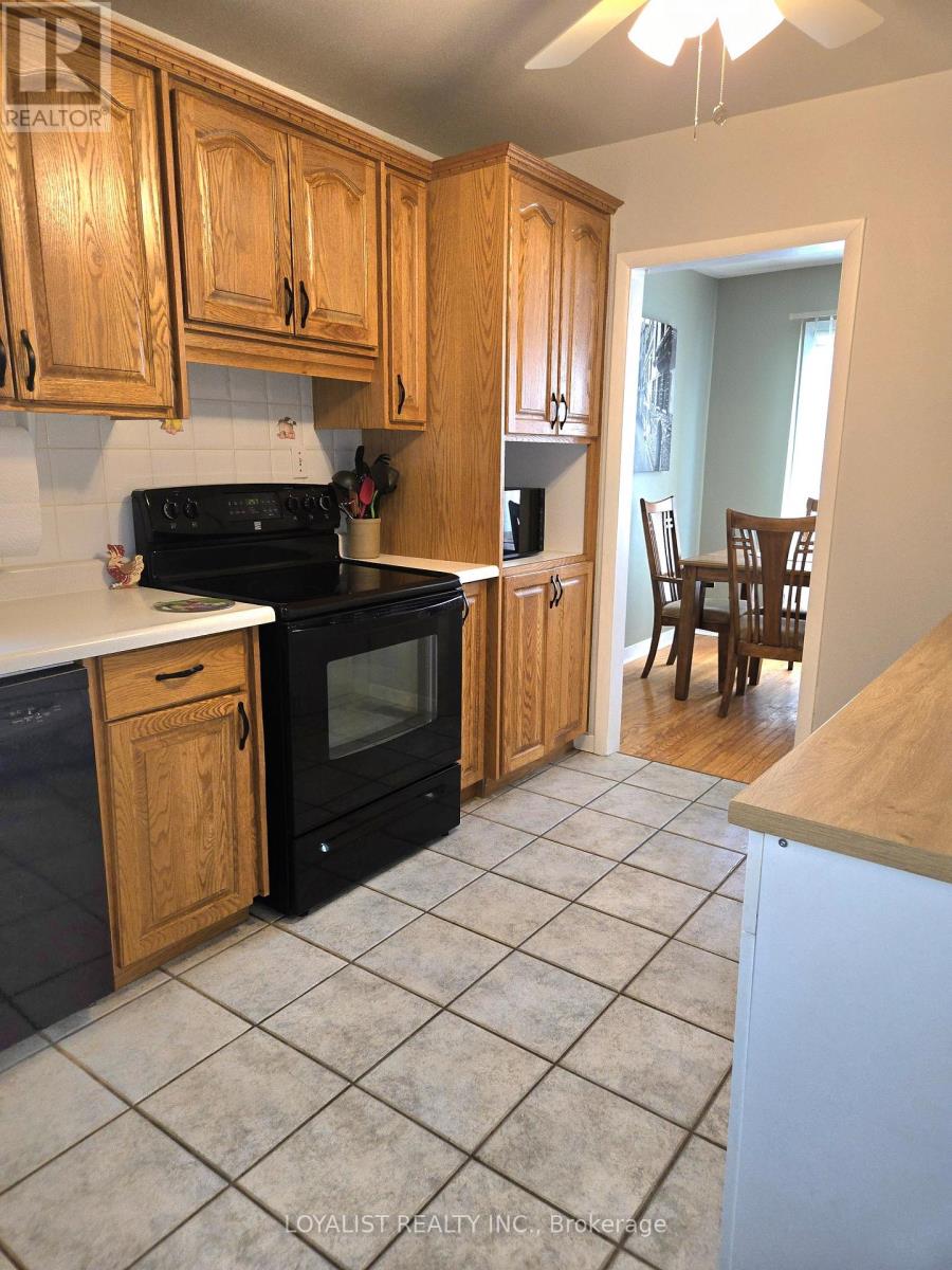 80 Lemoine Street, Belleville, Ontario  K8P 4G9 - Photo 9 - X12901934