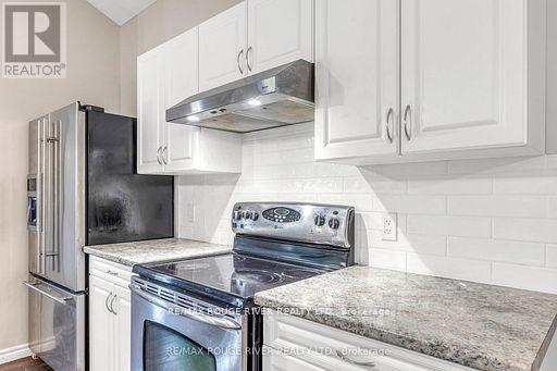 100 Queen Street, Kawartha Lakes (Fenelon Falls), Ontario  K0M 1N0 - Photo 10 - X12901944