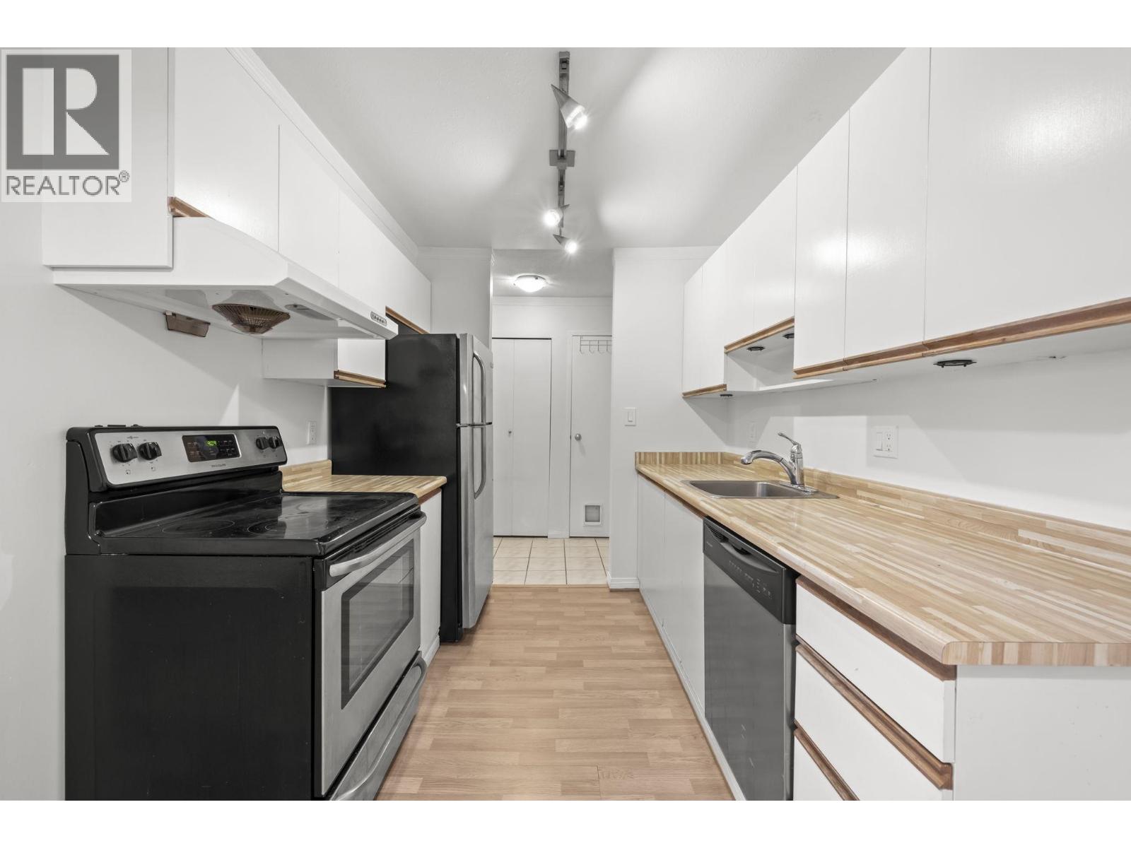 211 7471 Blundell Road, Richmond, British Columbia  V6Y 1J6 - Photo 12 - R3101737