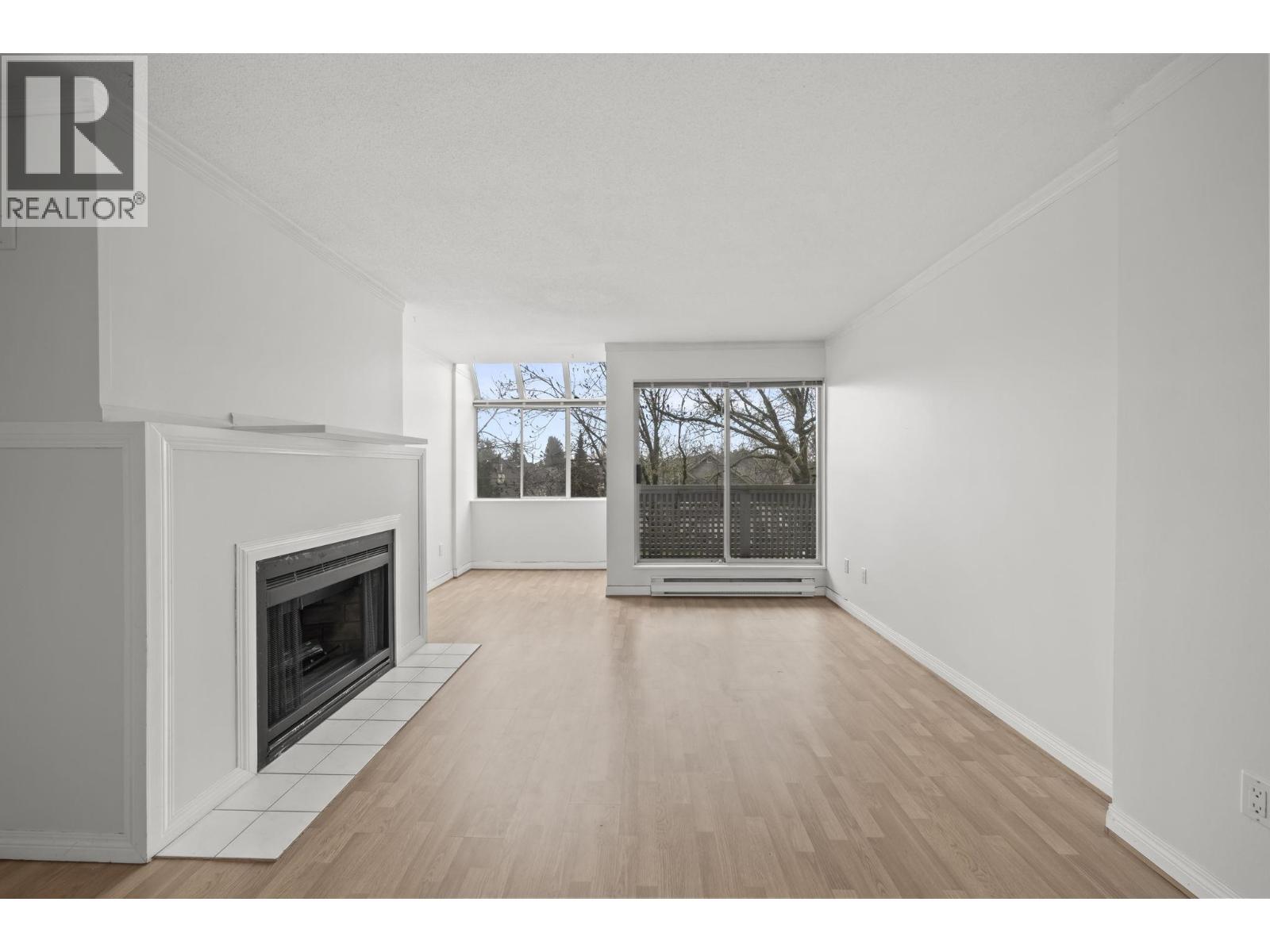 211 7471 Blundell Road, Richmond, British Columbia  V6Y 1J6 - Photo 4 - R3101737