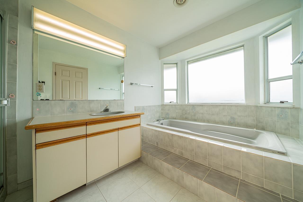 13346 92 Avenue, Surrey, British Columbia  V3V 7S9 - Photo 9 - R3101377