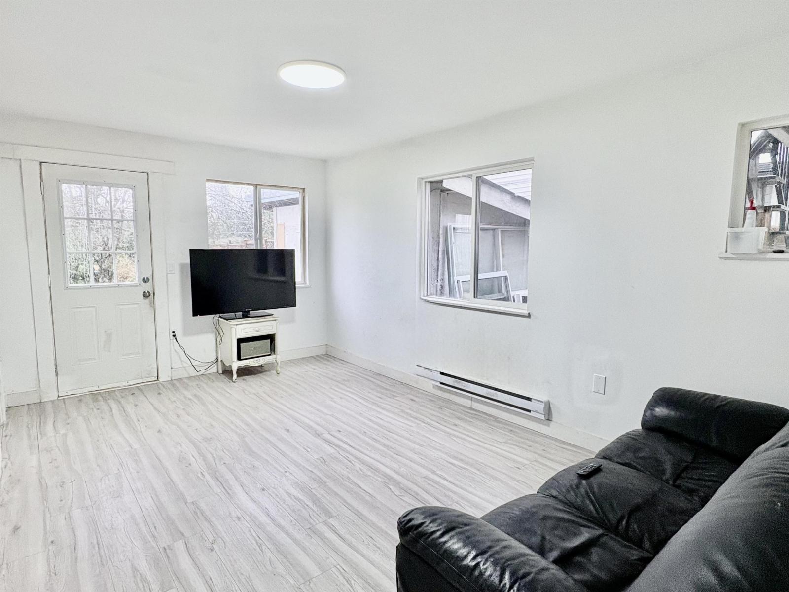 13346 92 Avenue, Surrey, British Columbia  V3V 7S9 - Photo 4 - R3101377