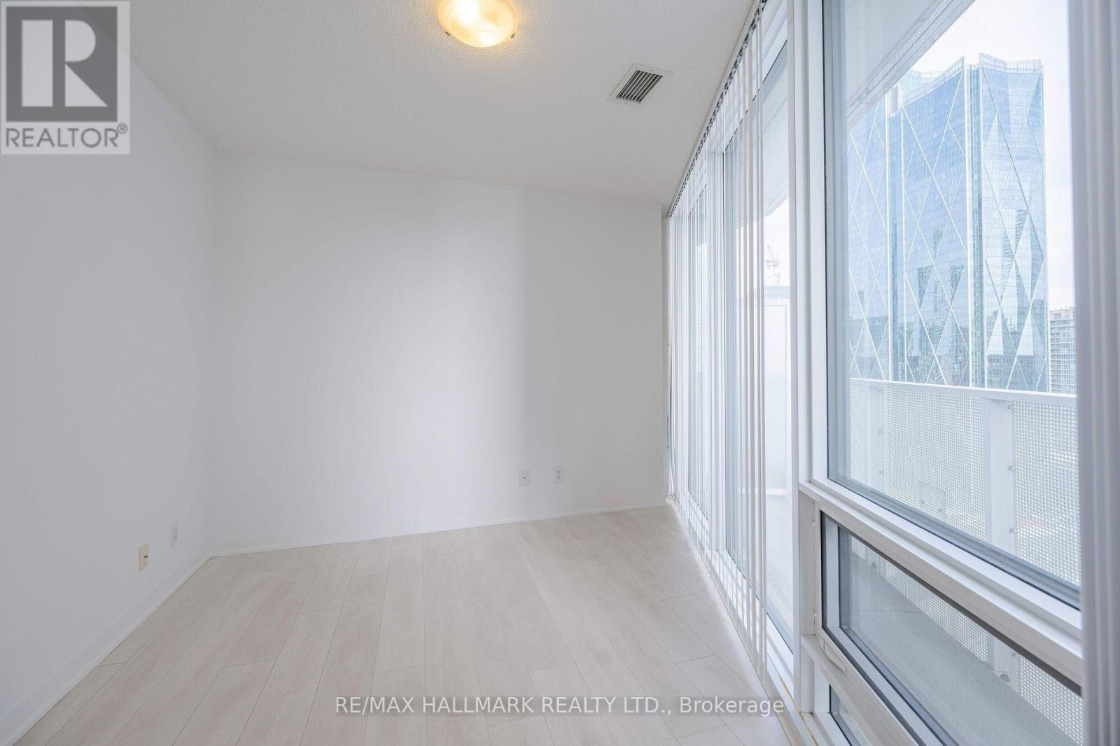 2907 - 100 Harbour Street, Toronto (Waterfront Communities), Ontario  M5J 0C3 - Photo 10 - C12901946