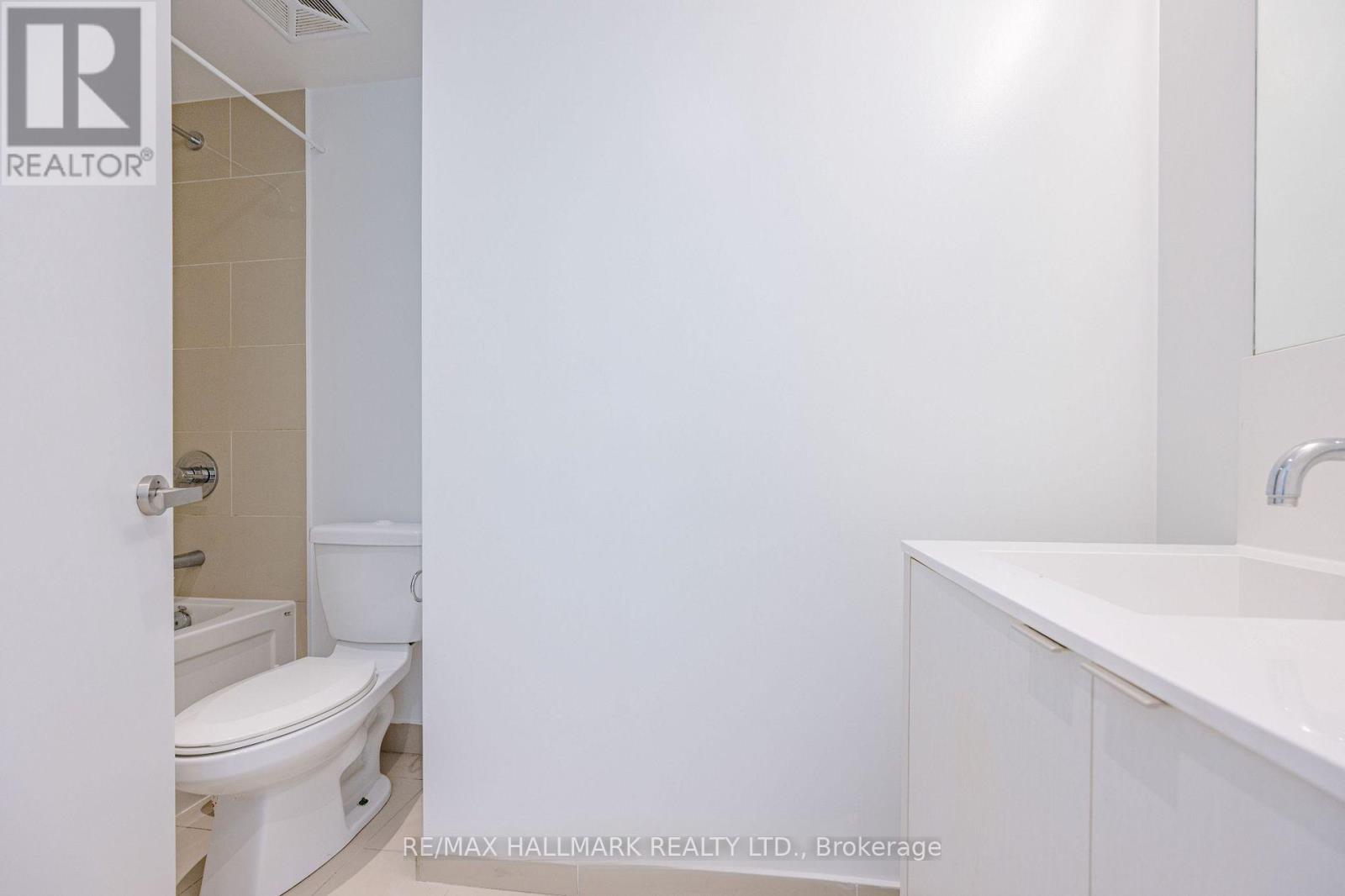 2907 - 100 Harbour Street, Toronto (Waterfront Communities), Ontario  M5J 0C3 - Photo 14 - C12901946