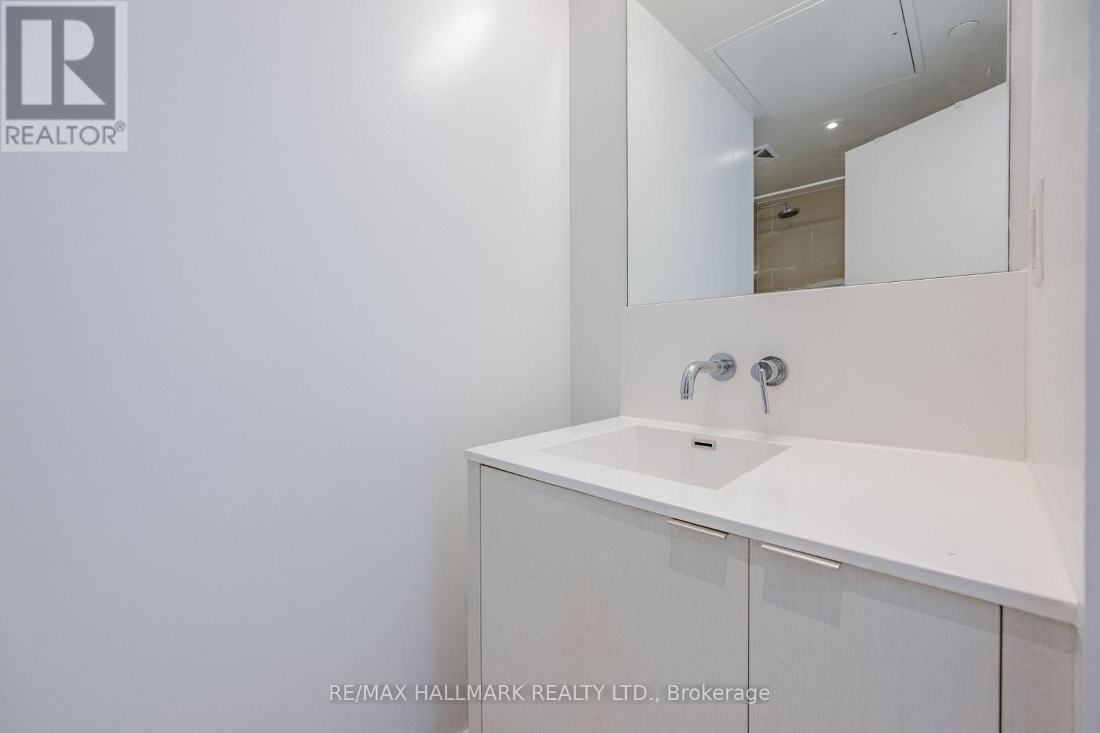 2907 - 100 Harbour Street, Toronto (Waterfront Communities), Ontario  M5J 0C3 - Photo 15 - C12901946