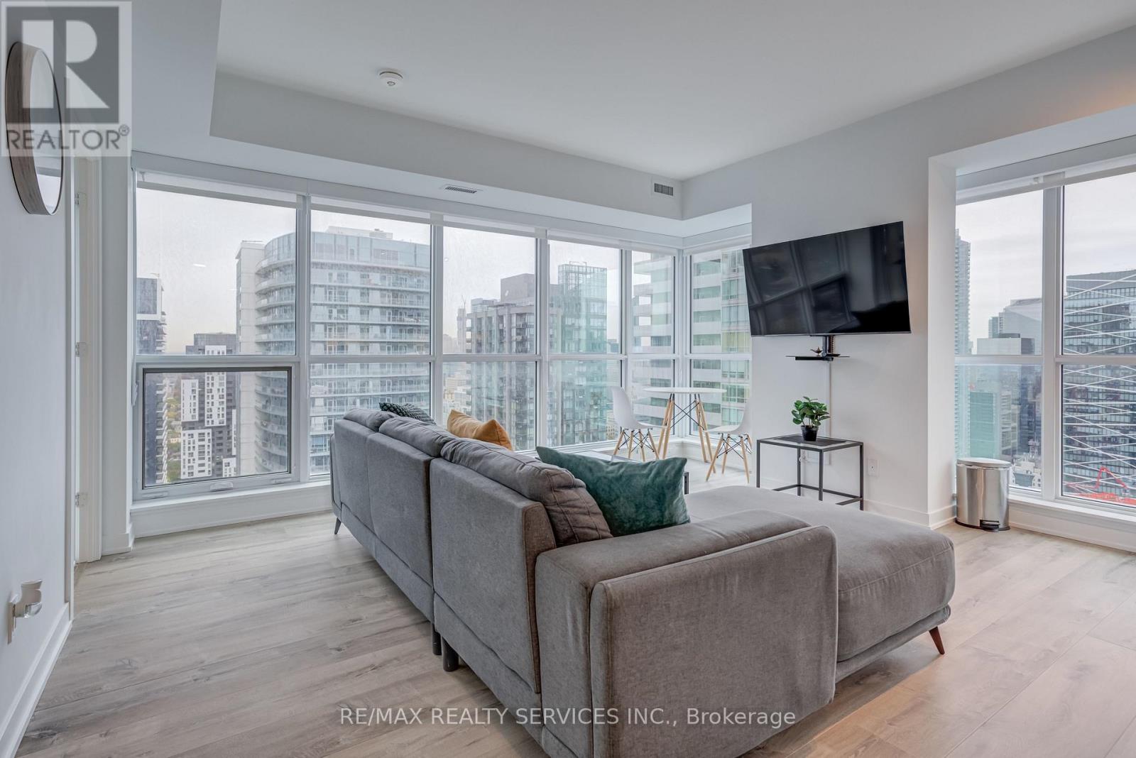 4106 - 327 King Street W, Toronto, Ontario  M5V 0W7 - Photo 15 - C12901950