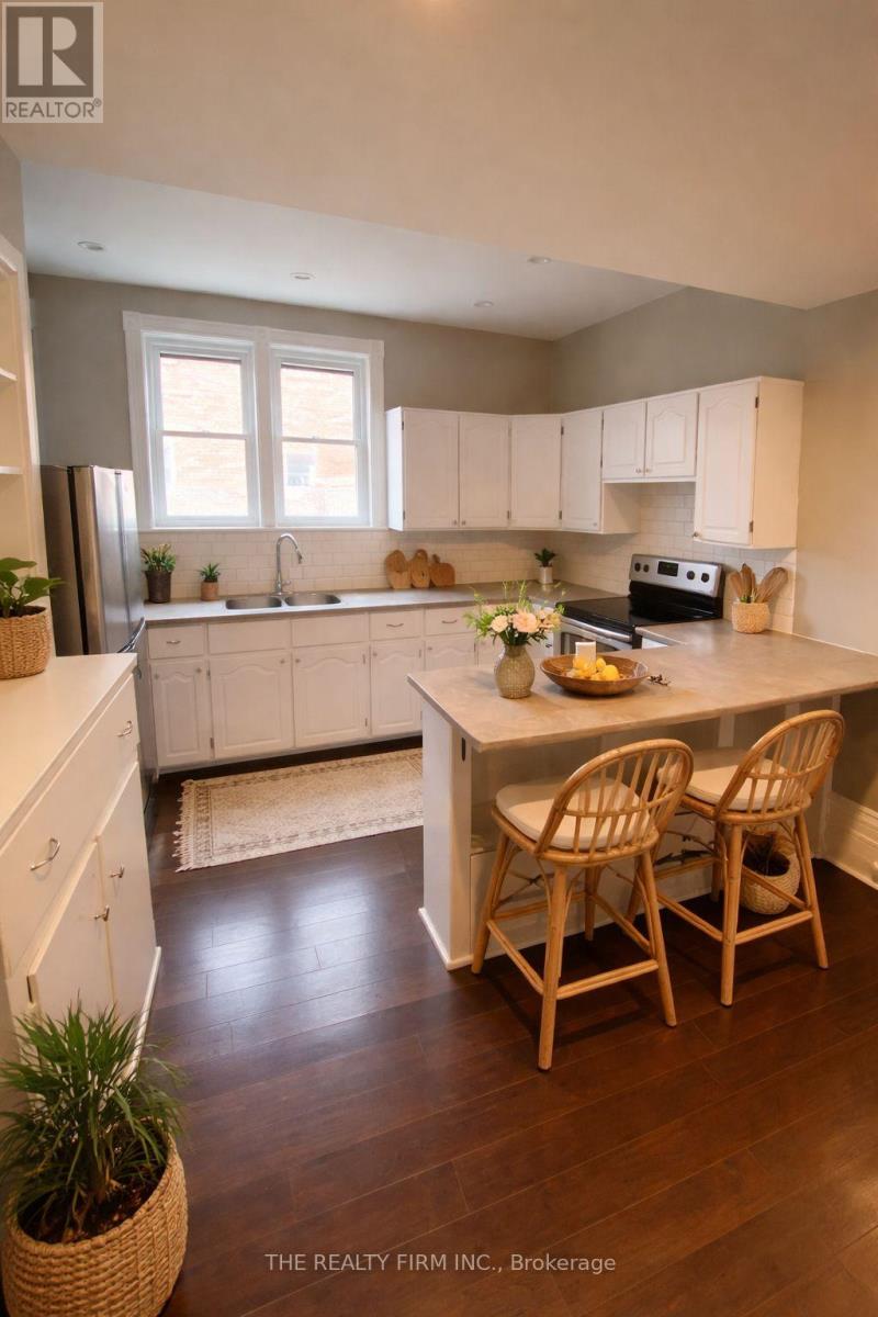 125 ST JAMES STREET S, london east (east b), Ontario