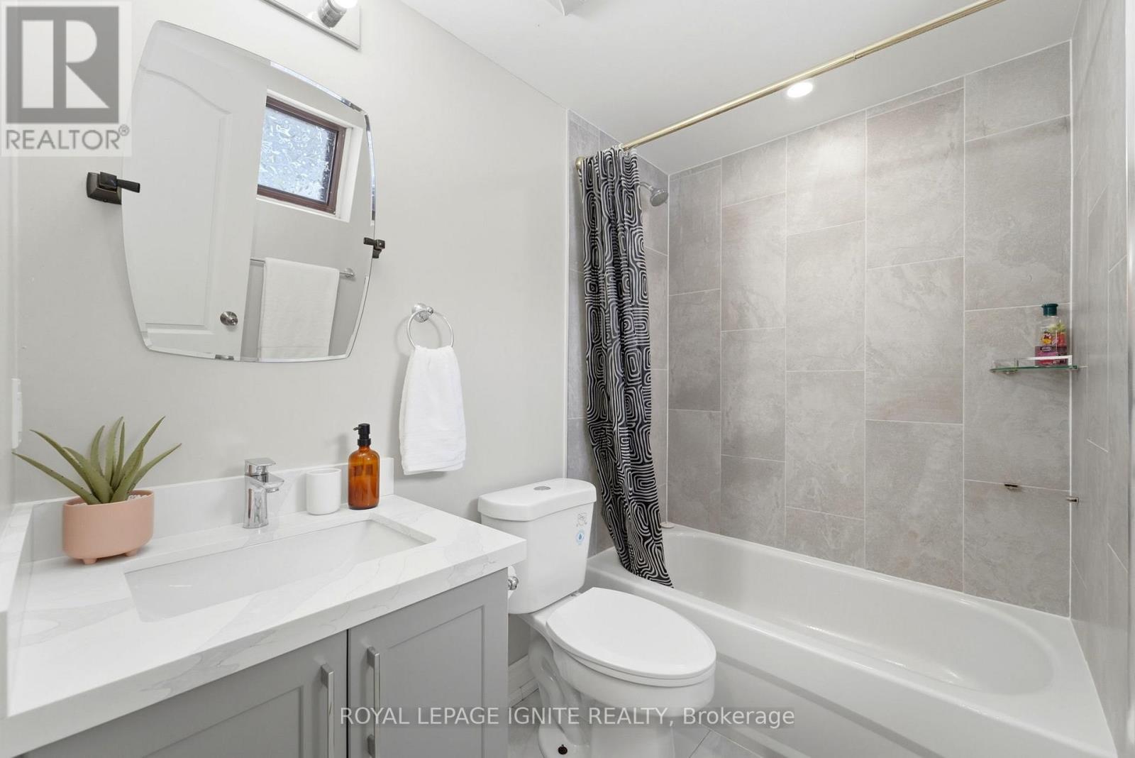 174 Darlingside Drive, Toronto (West Hill), Ontario  M1E 3P6 - Photo 41 - E12901976