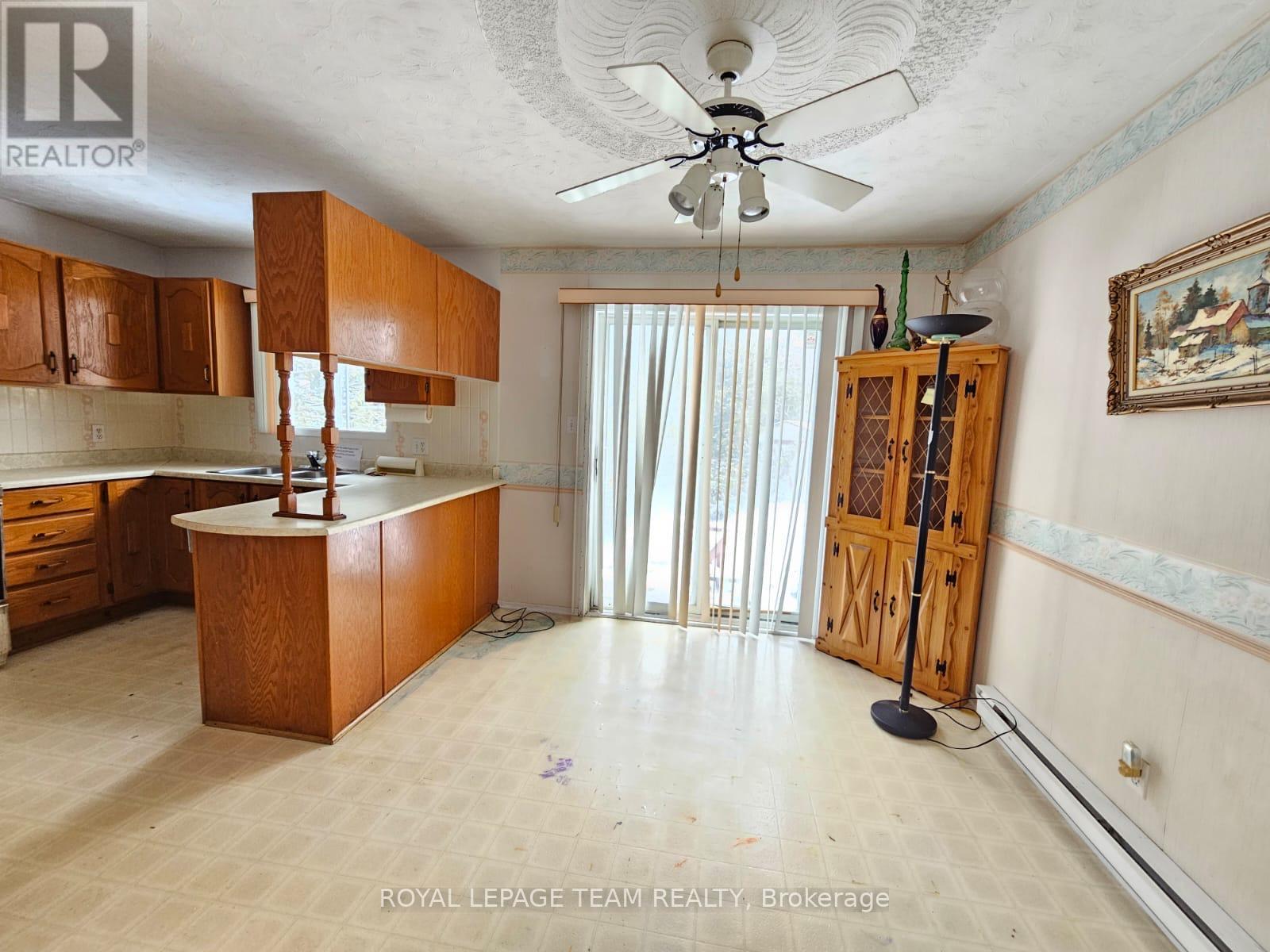 1120 Saint-Jacques Street, Clarence-Rockland, Ontario  K4K 1B4 - Photo 5 - X12901908