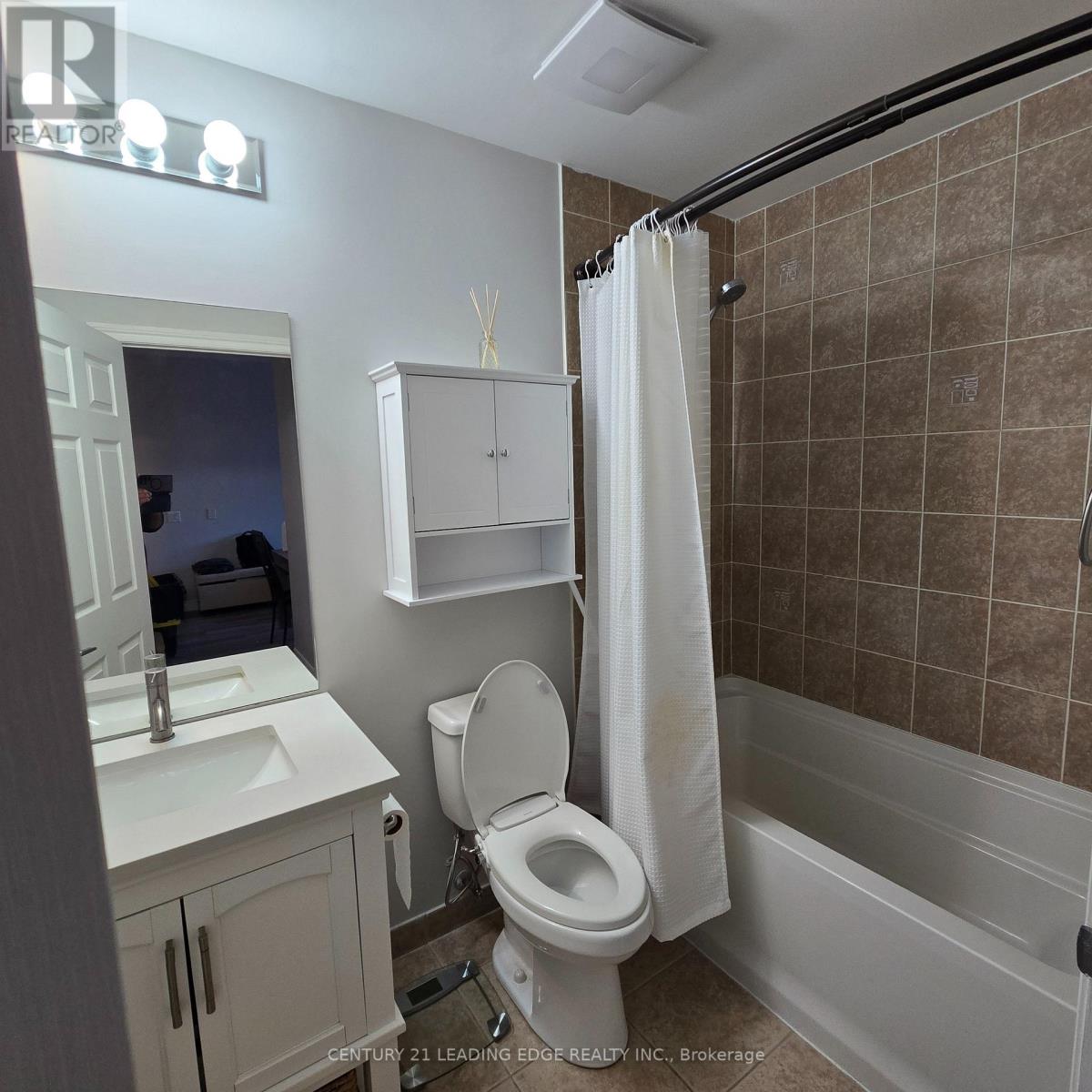 103 - 2325 Central Park Drive, Oakville (Ro River Oaks), Ontario  L6H 0E2 - Photo 11 - W12901916