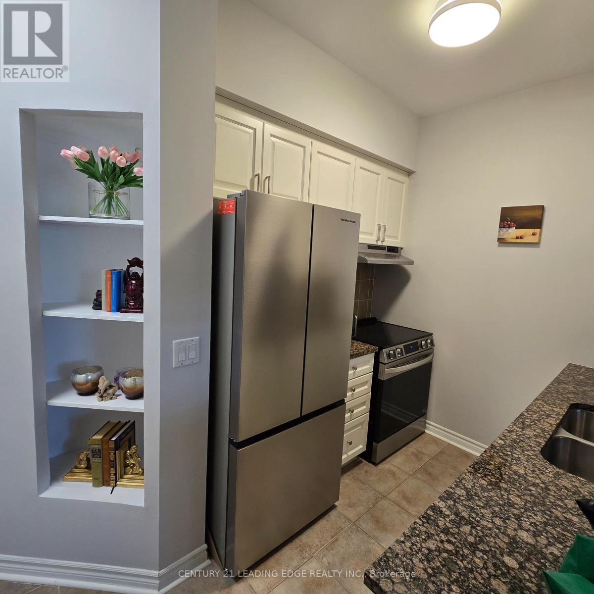 103 - 2325 Central Park Drive, Oakville (Ro River Oaks), Ontario  L6H 0E2 - Photo 5 - W12901916