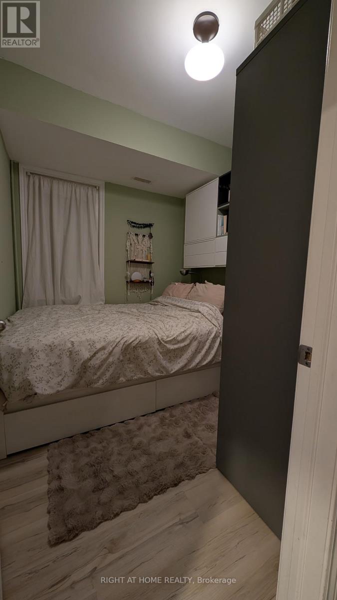 Main Floor - 281 Osler Street, Toronto (Weston-Pellam Park), Ontario  M6N 2Z3 - Photo 3 - W12901936