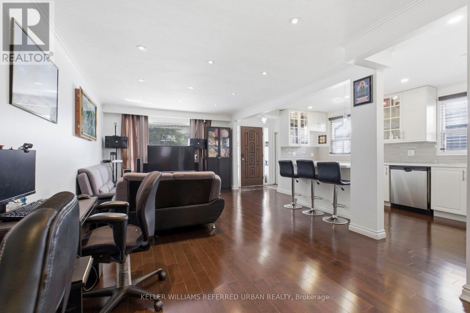 36 Hucknall Road, Toronto (York University Heights), Ontario  M3J 1V8 - Photo 10 - W12901956