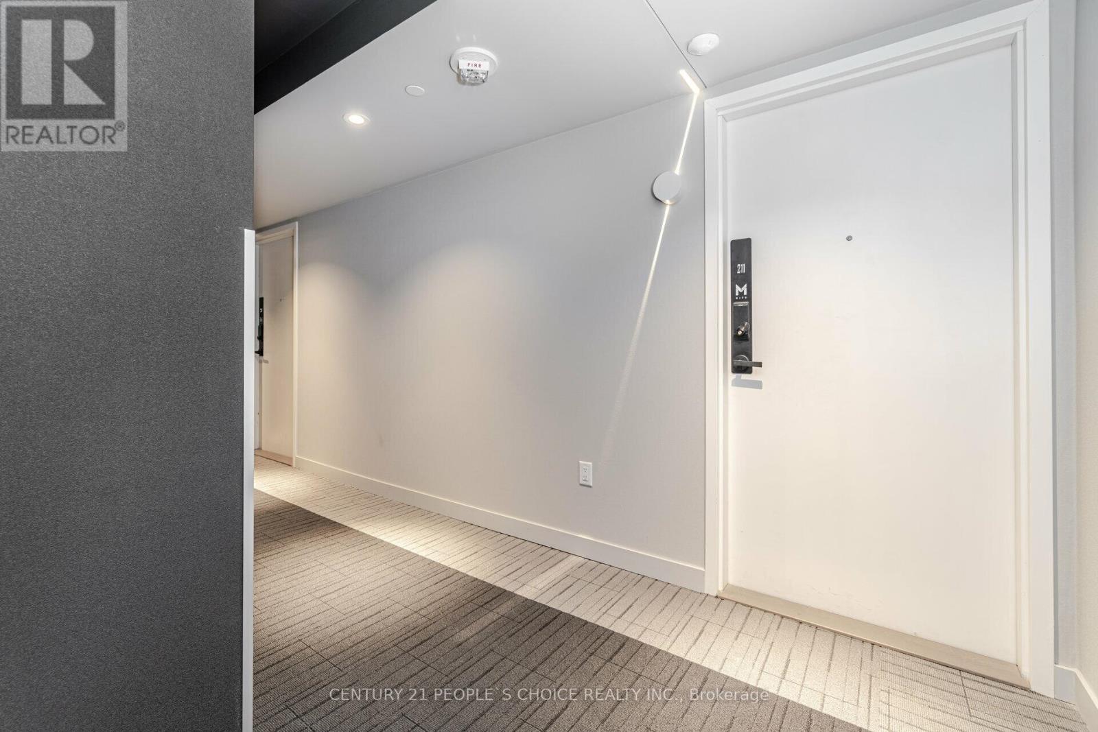 211 - 3883 Quartz Road, Mississauga (City Centre), Ontario  L5B 4M6 - Photo 4 - W12901962