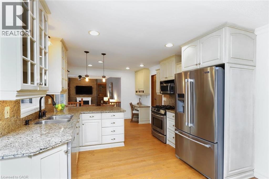 4 Cindy Court, Grimsby, Ontario  L3M 4N9 - Photo 10 - 40793320