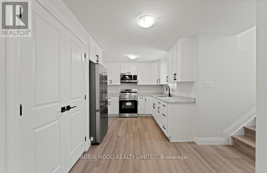 Unit 2 - 1843 Meldrum Road, Windsor, Ontario  N8W 4E1 - Photo 11 - X12901906