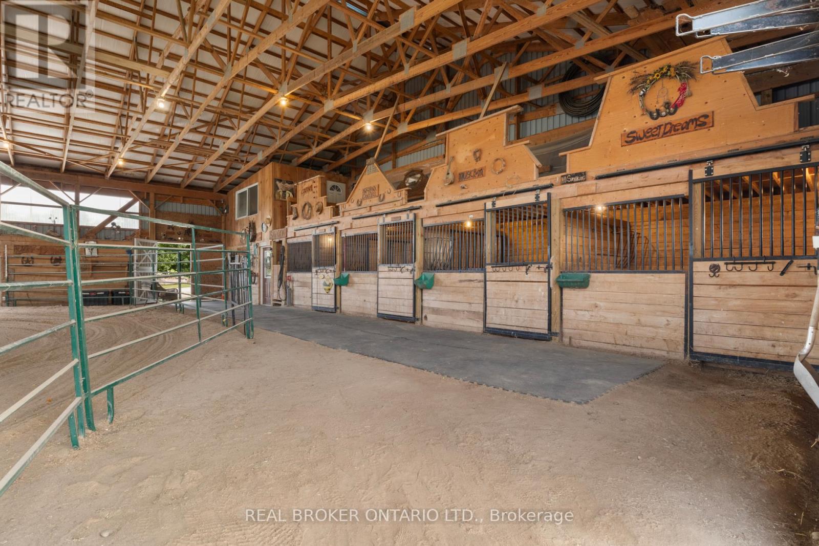 413294 Baseline Road, West Grey, Ontario  N0G 1R0 - Photo 7 - X12901940